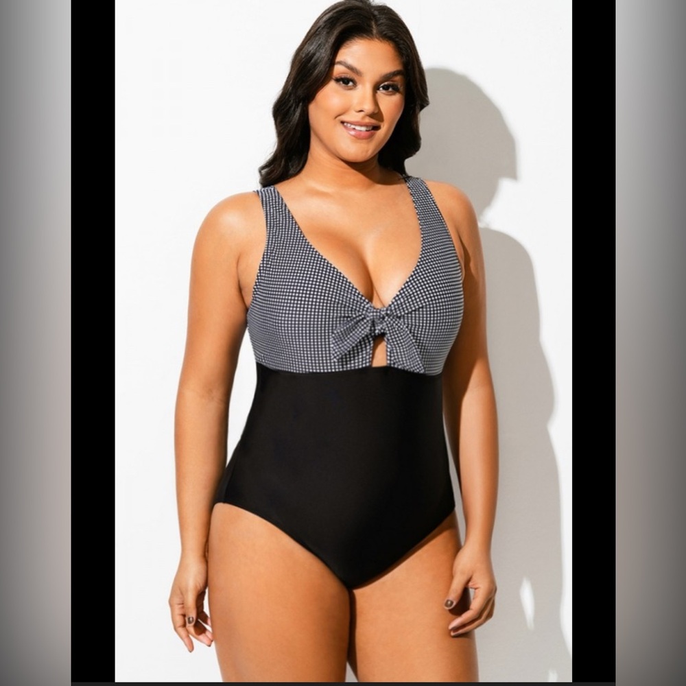 Meet Curve Black Checkers Front Knot One Piece Swimsuit, Size 3X, NWT